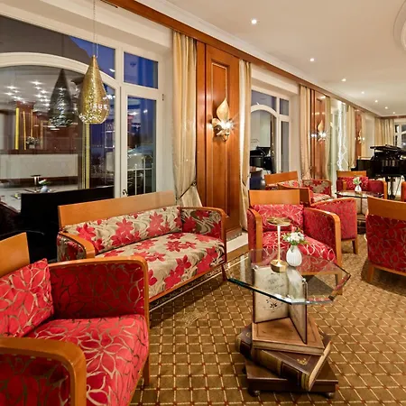 Dreifluessehof Gaestehaus מלון