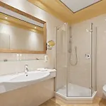 Dreifluessehof Gaestehaus מלון *